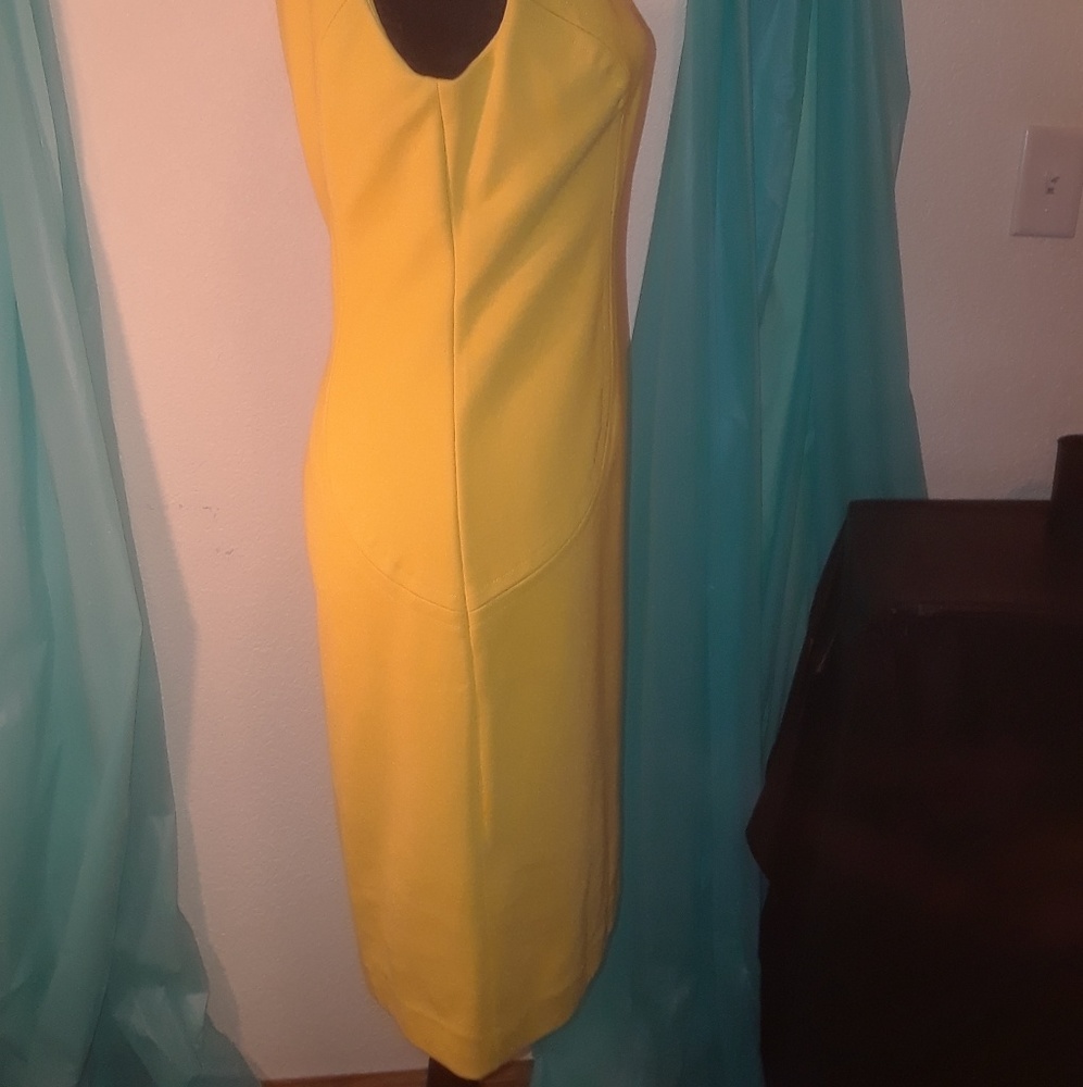 GRACE DRESSES - Picture 2 of 5